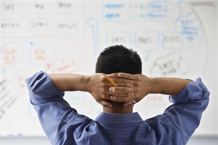 杰富瑞：美联储降息或重塑美股格局，小盘股有望跑赢大型科技股