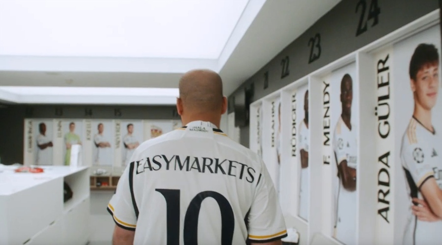 香洲区校服管理新政:取消强制购买,家长可自由选购合规产品