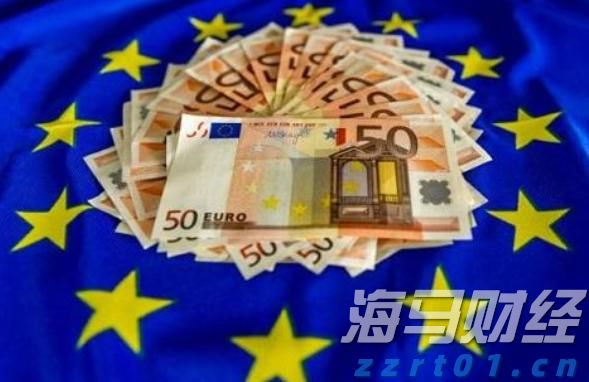 巴菲特继续“瘦身”银行股：伯克希尔哈撒韦Q2疑再减持69亿美国银行(BAC.US)持仓