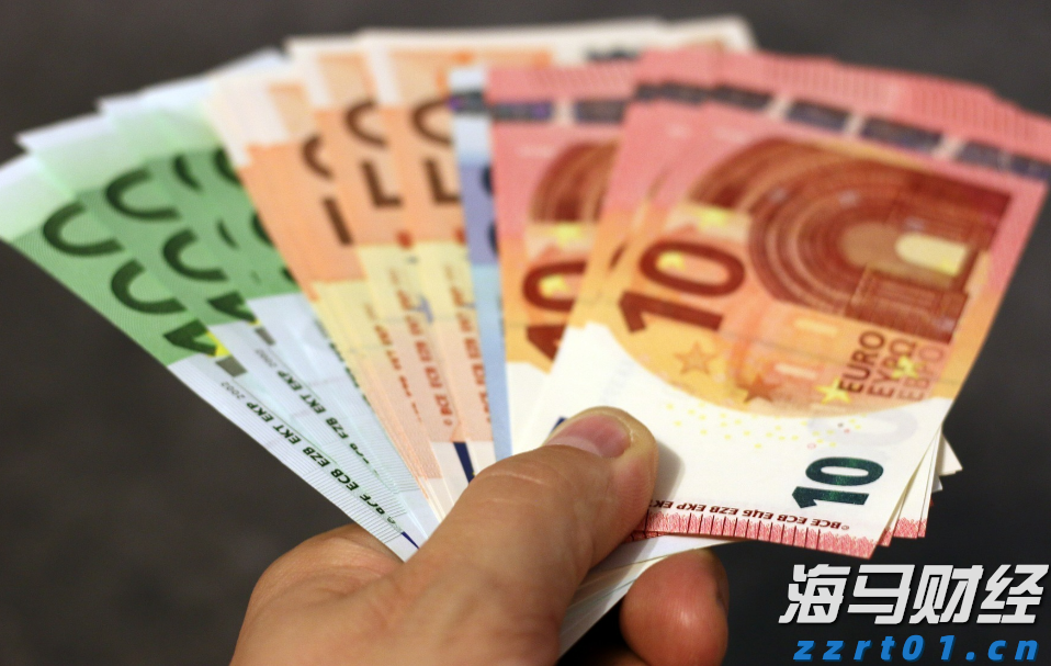 “AI+SaaS”黄金十年加速开启——金蝶国际(00268)的增长逻辑与产业启示