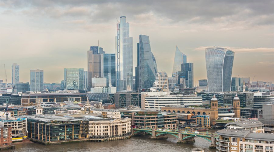 市场复苏与国际化加速：2025年中资券商面临高质量发展机遇